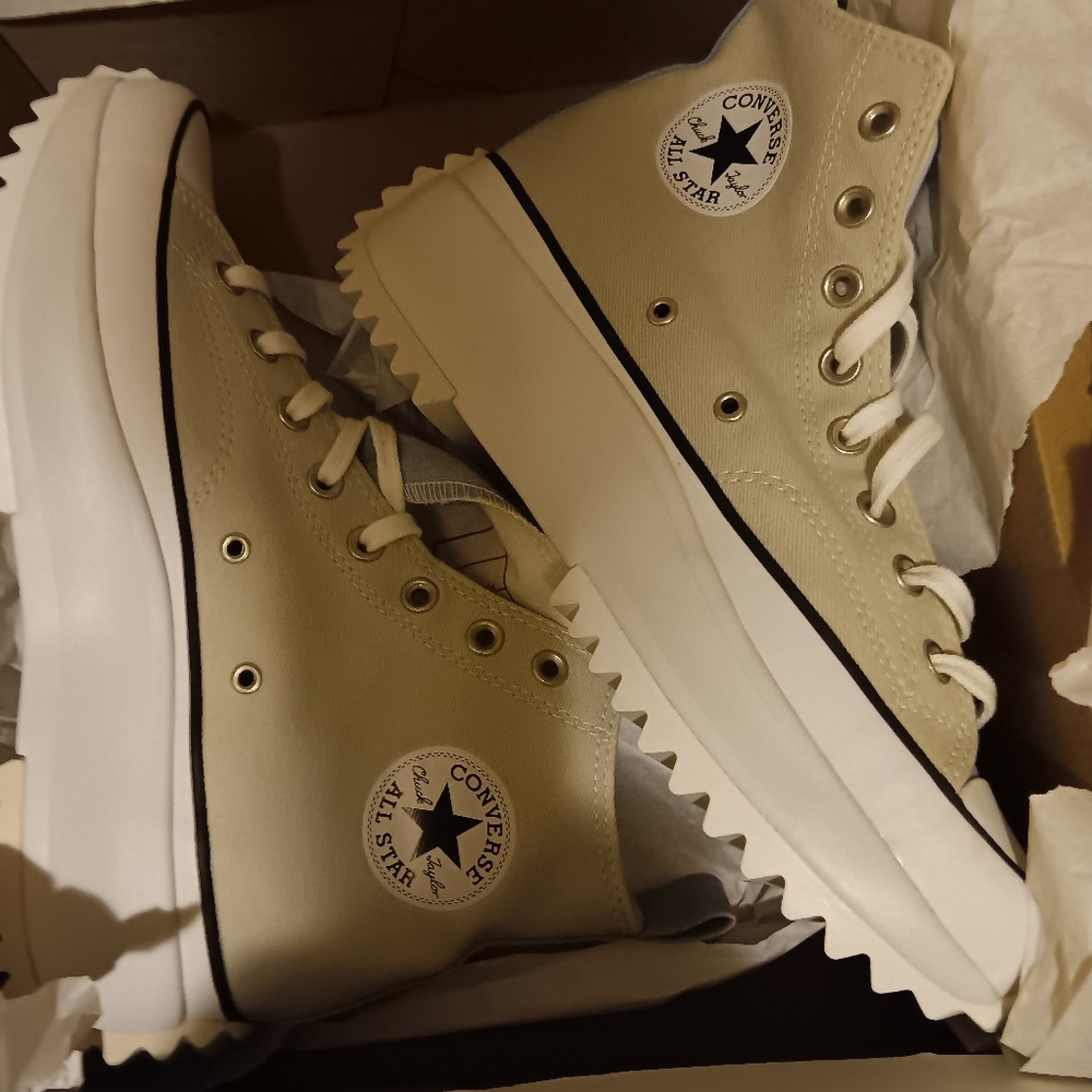 Converse brand new